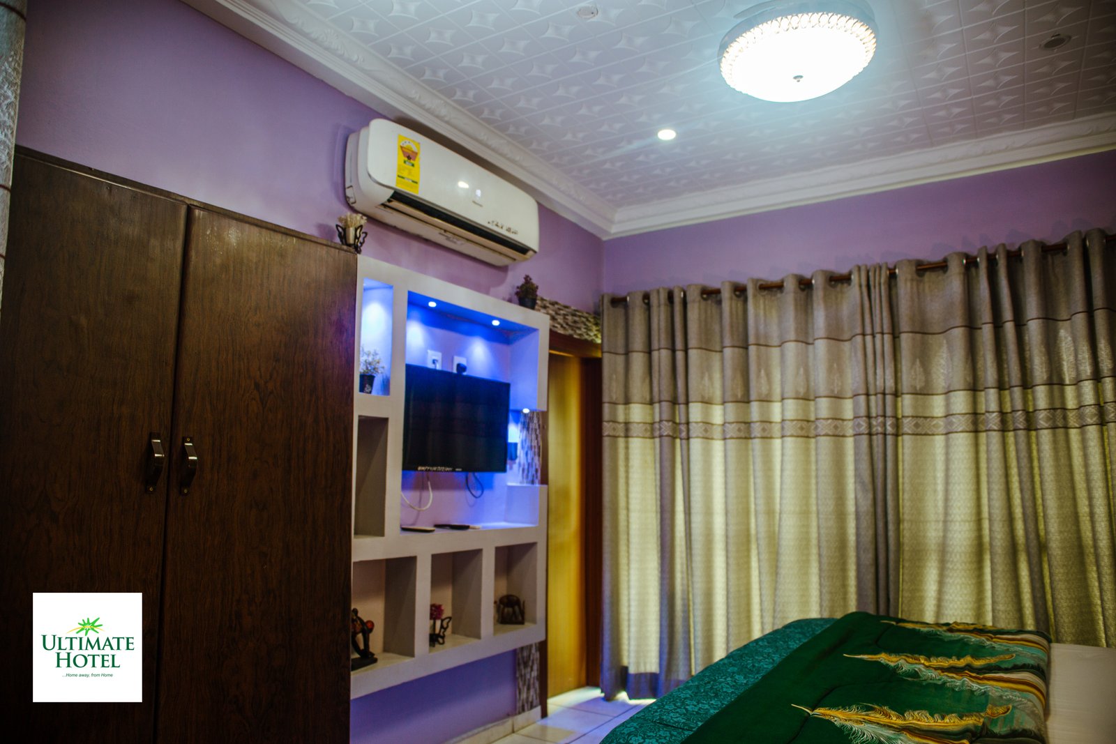 Executive Suite